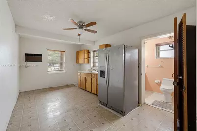 10315 SW 200th St, Cutler Bay, FL 33157 - Photo 16