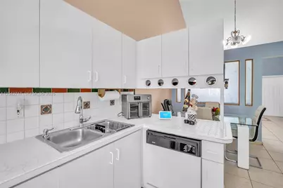 9018 NW 120th St #133, Hialeah Gardens, FL 33018 - Photo 20