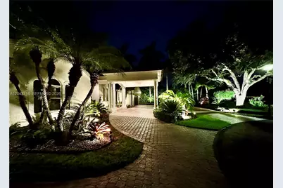 9662 SW 123rd St, Miami, FL 33176 - Photo 2