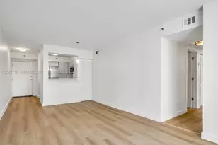 501 SW 1st St, Miami, FL 33130 - Photo 6