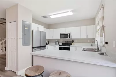 1233 NW 4th Ln, Florida City, FL 33034 - Photo 12