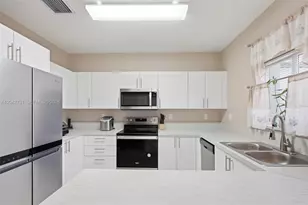 1233 NW 4th Ln, Florida City, FL 33034 - Photo 14