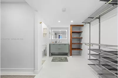 20100 W Country Club Dr #PH09, Aventura, FL 33180 - Photo 18