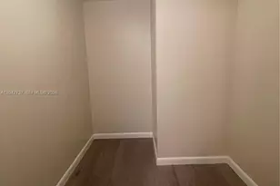 2151 NW 77th Way, Pembroke Pines, FL 33024 - Photo 10