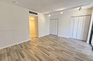 20200 W Country Club Dr, Aventura, FL 33180 - Photo 10