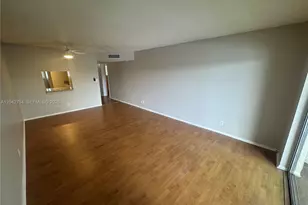 7910 Colony Cir N, Tamarac, FL 33321 - Photo 10