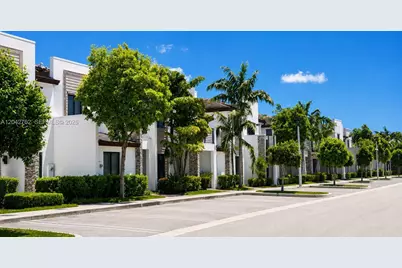 307 NE 208th Ter, Miami, FL 33179 - Photo 12