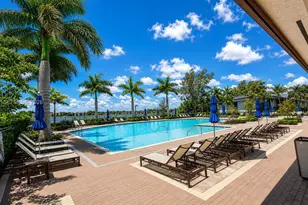 307 NE 208th Terrace, Miami, FL 33179 - Photo 10