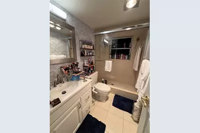 4100 Crystal Lake Dr #111, Deerfield Beach, FL 33064 - Photo 10