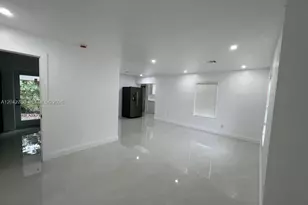 2850 NW 7th St, Fort Lauderdale, FL 33311 - Photo 4
