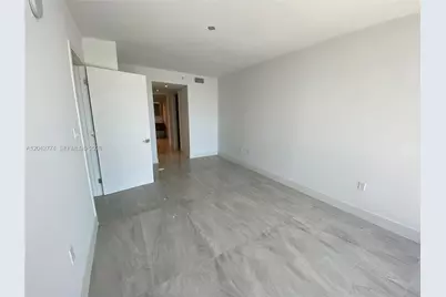 9521 E Bay Harbor Dr #605, Bay Harbor Islands, FL 33154 - Photo 14