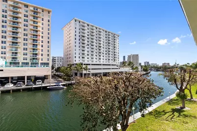 450 Paradise Isle Blvd #302, Hallandale Beach, FL 33009 - Photo 2