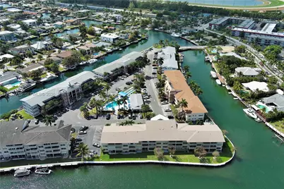 450 Paradise Isle Blvd #302, Hallandale Beach, FL 33009 - Photo 28