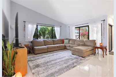 3064 S Oakland Forest Dr #1006, Oakland Park, FL 33309 - Photo 2