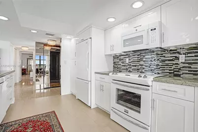 400 Leslie Dr PH# 1110, Hallandale Beach, FL 33009 - Photo 10