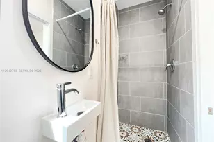1240 NE 17th Ave, Fort Lauderdale, FL 33304 - Photo 14