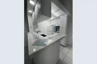 10832 SW 88th St #U13, Miami, FL 33176 - Photo 8