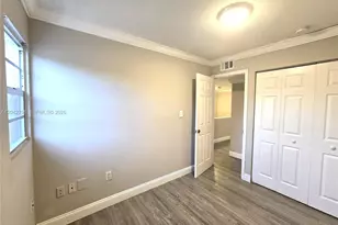 914 SW 8th Ave, Gainesville, FL 32601 - Photo 26