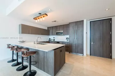 88 SW 7 Street #3403, Miami, FL 33130 - Photo 4