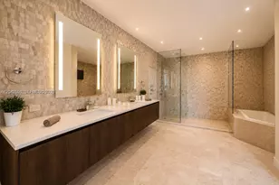 88 SW 7th St, Miami, FL 33130 - Photo 14