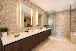 88 SW 7th St, Miami, FL 33130 - Photo 8