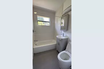 2126 Arthur St #1, Hollywood, FL 33020 - Photo 6