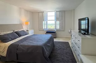 5161 E Collins Ave, Miami Beach, FL 33140 - Photo 18