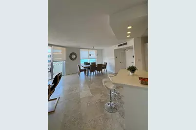 5161 E Collins Ave #1612, Miami Beach, FL 33140 - Photo 2