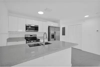 2729 NW 44 St #2729, Miami, FL 33142 - Photo 4