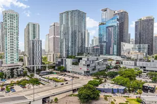 90 SW 3rd St, Miami, FL 33130 - Photo 4