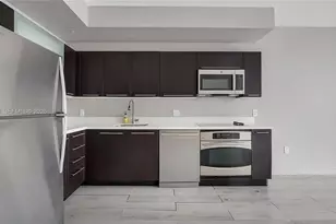 90 SW 3rd St, Miami, FL 33130 - Photo 20