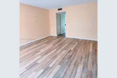 800 SW 131st Ave #301F, Pembroke Pines, FL 33027 - Photo 4