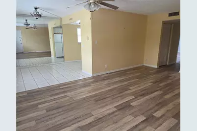 800 SW 131st Ave #301F, Pembroke Pines, FL 33027 - Photo 2