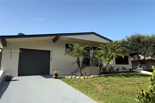 10751 SW 48th St, Davie, FL 33328 - Photo 1