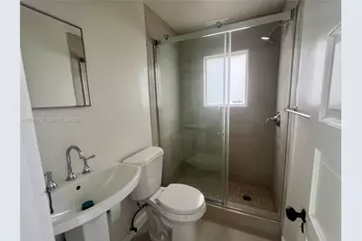 161 NW 6th St #2, Homestead, FL 33030 - Photo 8