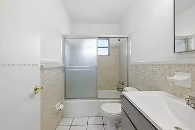 400 SE 31st St #6, Fort Lauderdale, FL 33316 - Photo 10