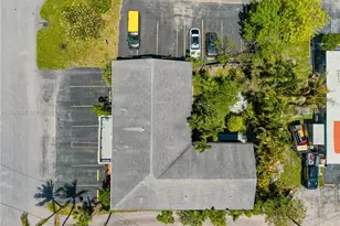 400 SE 31st St, Fort Lauderdale, FL 33316 - Photo 12