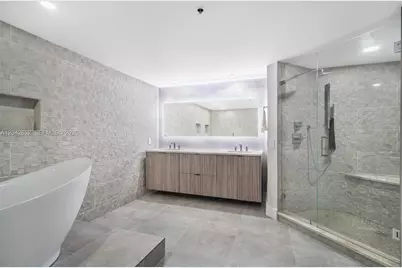 1581 Brickell Ave #1805, Miami, FL 33129 - Photo 20