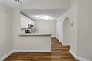 10111 W Sunrise Blvd, Plantation, FL 33322 - Photo 8