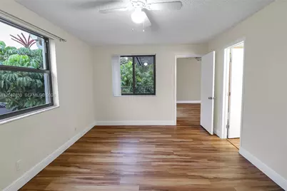 10111 W Sunrise Blvd #303, Plantation, FL 33322 - Photo 14