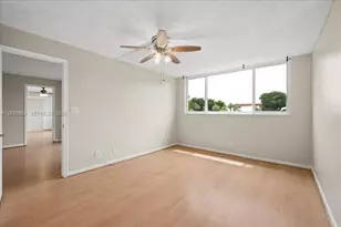 800 S Hollybrook Dr, Pembroke Pines, FL 33025 - Photo 12