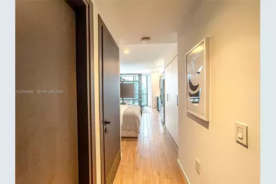 398 NE 5th St #4316, Miami, FL 33132 - Photo 8