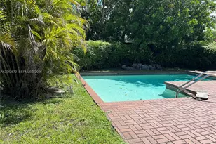 1020 NE 202nd Terrace, Miami, FL 33179 - Photo 4