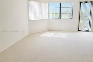 20840 San Simeon Way, Miami, FL 33179 - Photo 2