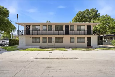443 SW 4th Ave, Miami, FL 33130 - Photo 2