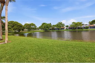 11230 Taft St #11230, Pembroke Pines, FL 33026 - Photo 32
