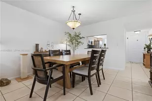 11230 Taft St, Pembroke Pines, FL 33026 - Photo 8