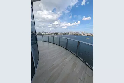 17111 E Biscayne Blvd #1011, North Miami Beach, FL 33160 - Photo 16
