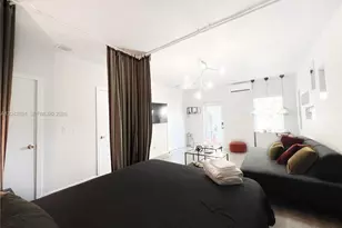 513 SW 18th Ct, Fort Lauderdale, FL 33315 - Photo 4