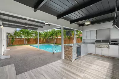 1250 NE 23rd Pl, Pompano Beach, FL 33064 - Photo 28